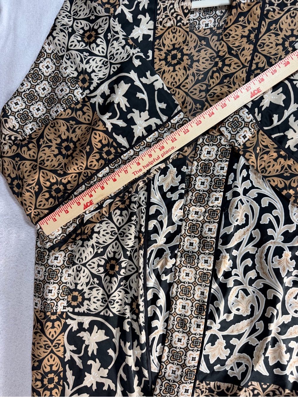 Natori Women’s Small Silky Satin Kimono Robe Paisley Floral Black Gold Belted - Picture 6 of 14